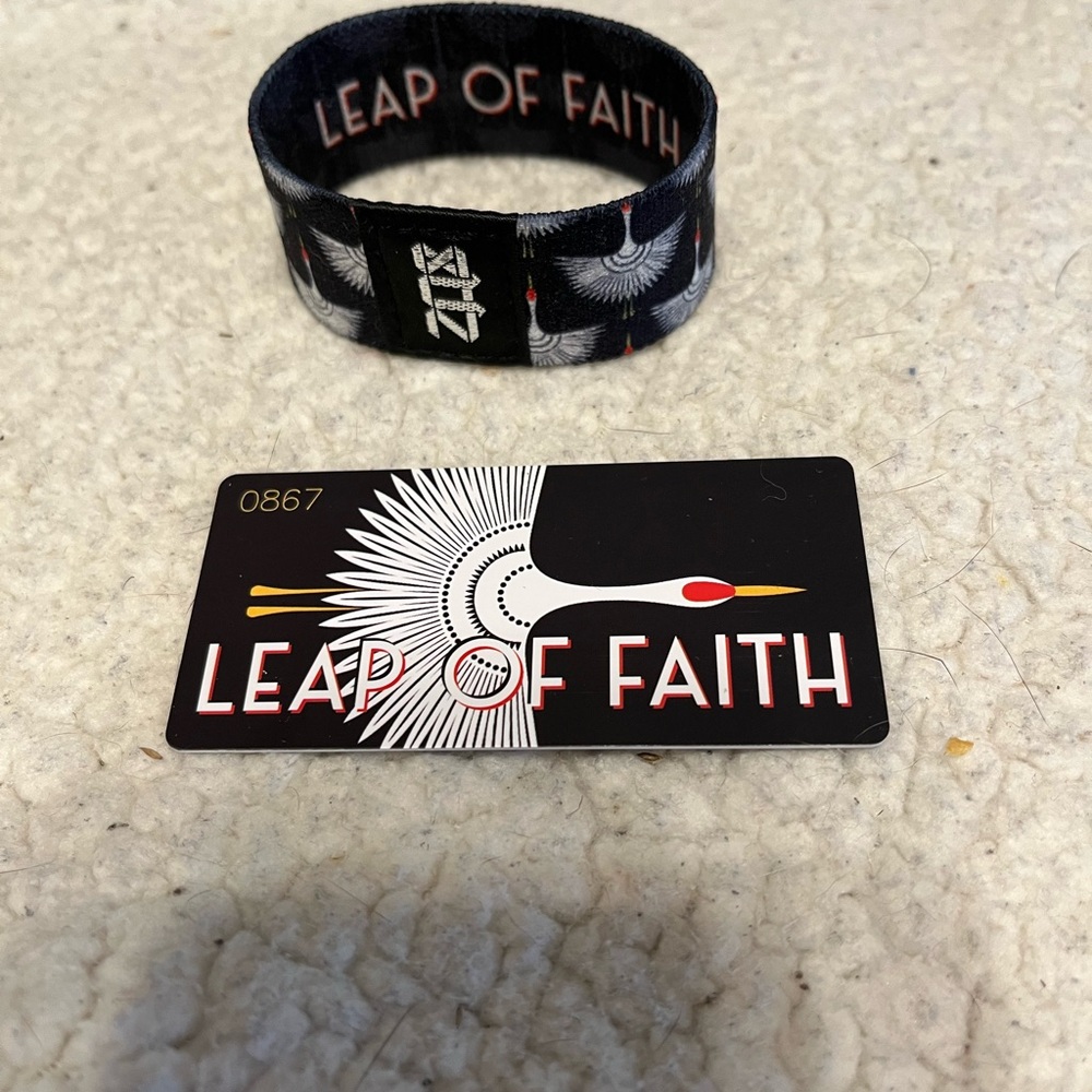 Zox Leap of Faith Wristband and Card Set
